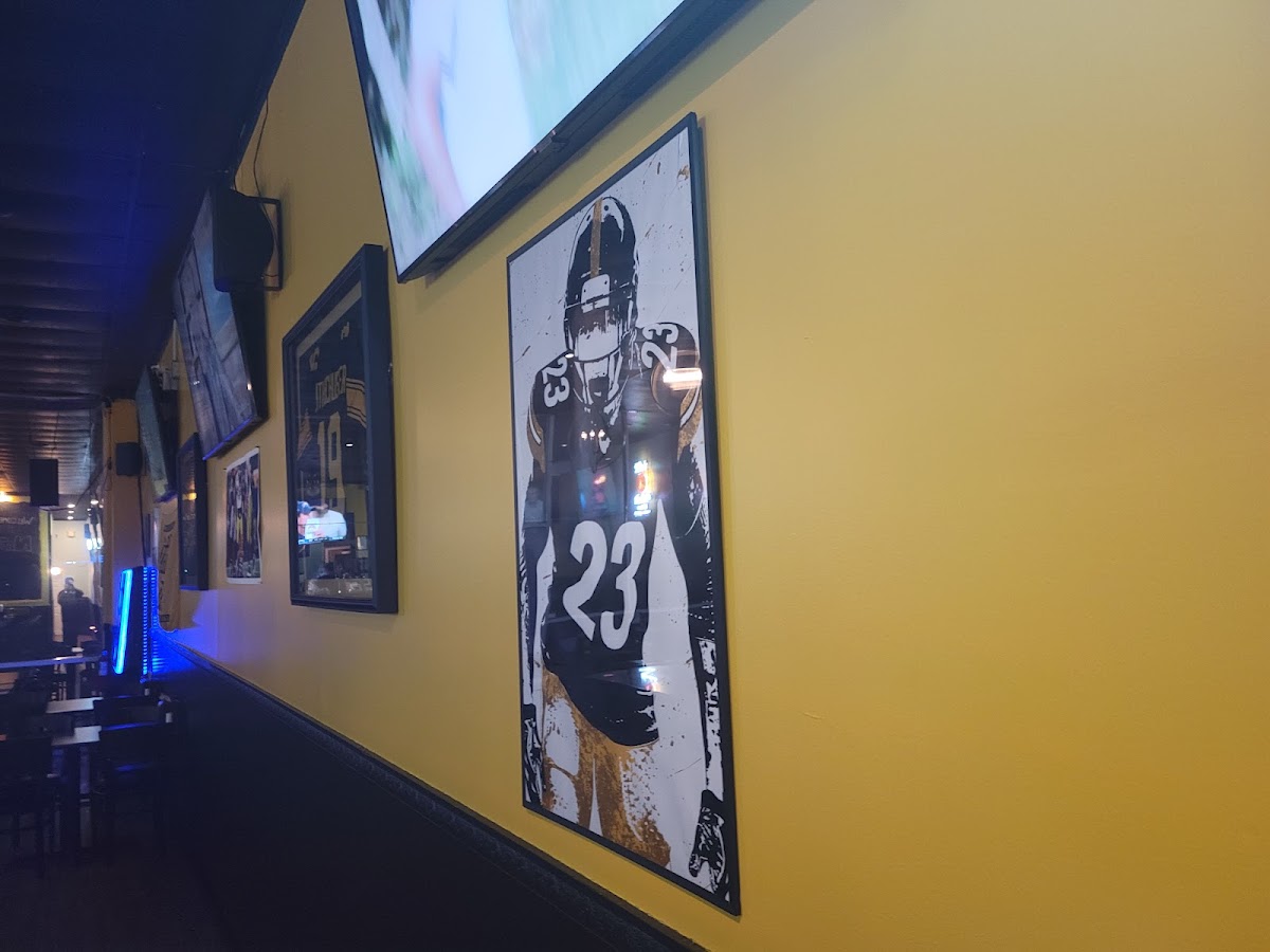 Blitzburgh Sports Bar and Grill